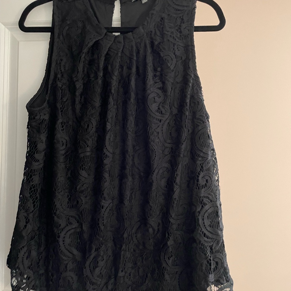 Elegant Black Lace Sleeveless Top